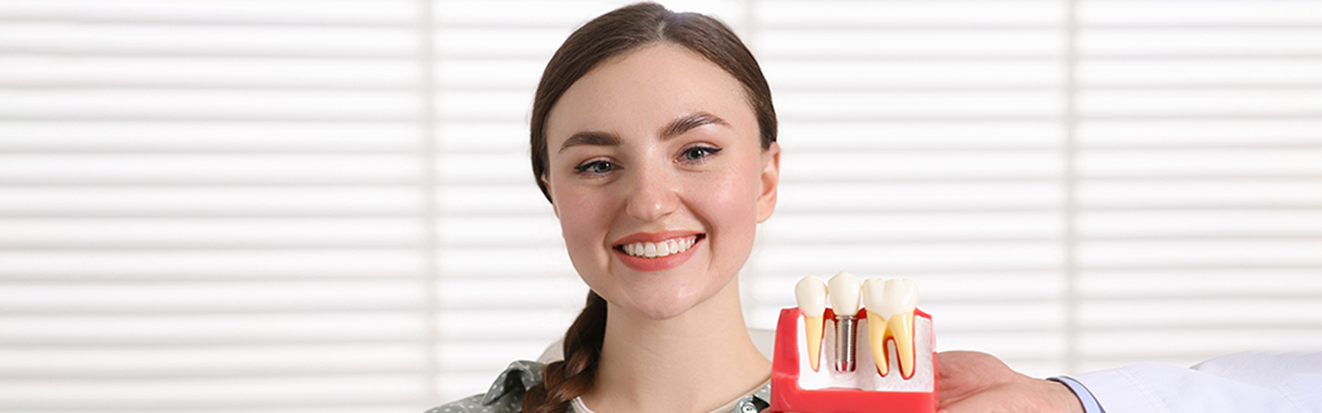 Immediate Dental Implant Emergency: How We Replaced a Tooth in One Visit