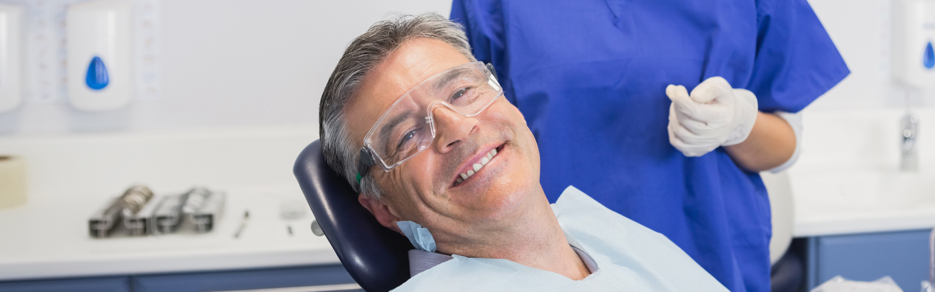 Simple & Surgical Extractions in Markham, ON